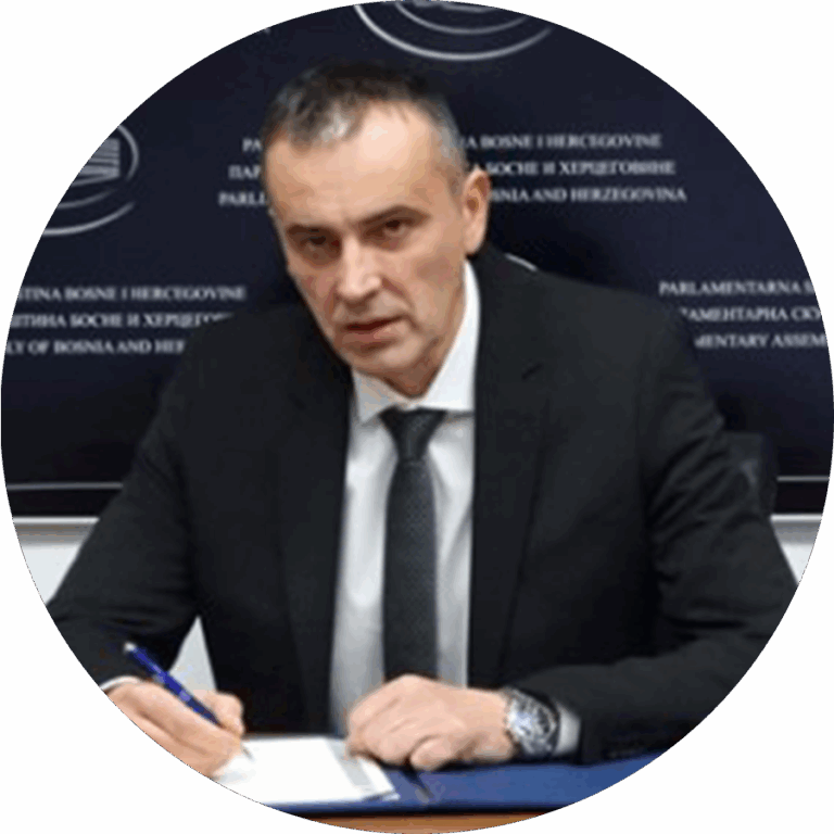 Дарко Бабаљ